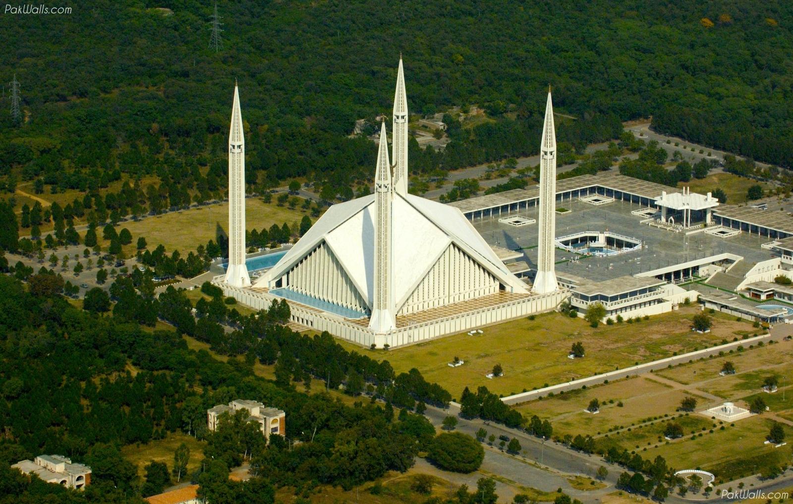Book Hotels in Pakistan